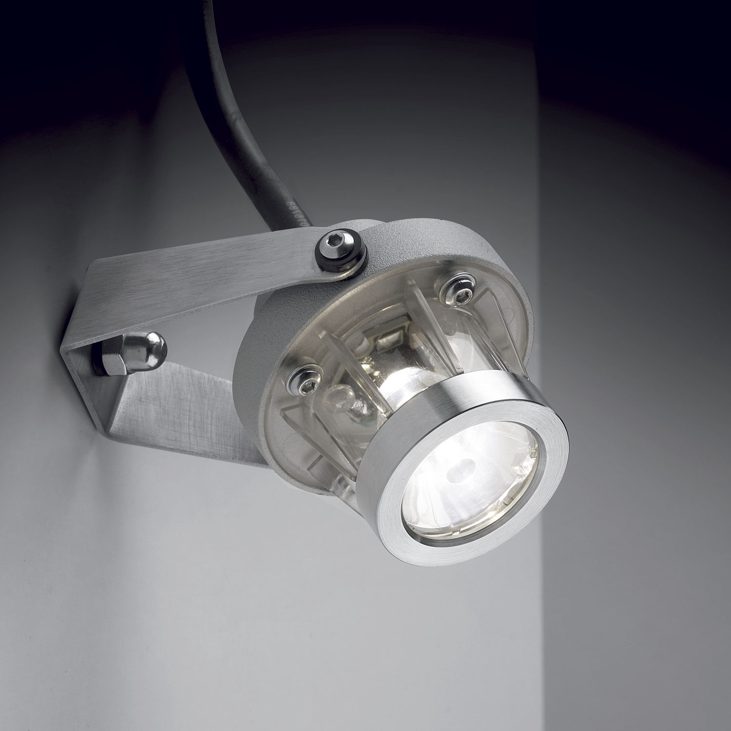Delta Light 306 01 02 A INDUSTRIAL S WW, алюм. серый, INCL.1 x LED WHITE 1,1-2,3W CRI>80 3000K; INCL.1 x LENS 10°; INCL.1 x CABLE H05 RN-F 2 x 0,75mm² 2m; EXCL.LED POWER SUPPLY 350-700mA-DC; , CRI 80, Теплый белый (+3000K), 125 lm 3 W 47 lm W, накладной светильник, Delta Light, Бельгия Delta Light 306 01 02 A INDUSTRIAL S WW, алюм. серый, INCL.1 x LED WHITE 1,1-2,3W CRI>80 3000K; INCL.1 x LENS 10°; INCL.1 x CABLE H05 RN-F 2 x 0,75mm² 2m; EXCL.LED POWER SUPPLY 350-700mA-DC; , CRI 80, Теплый белый (+3000K), 125 lm 3 W 47 lm W, накладной светильник, Delta Light, Бельгия