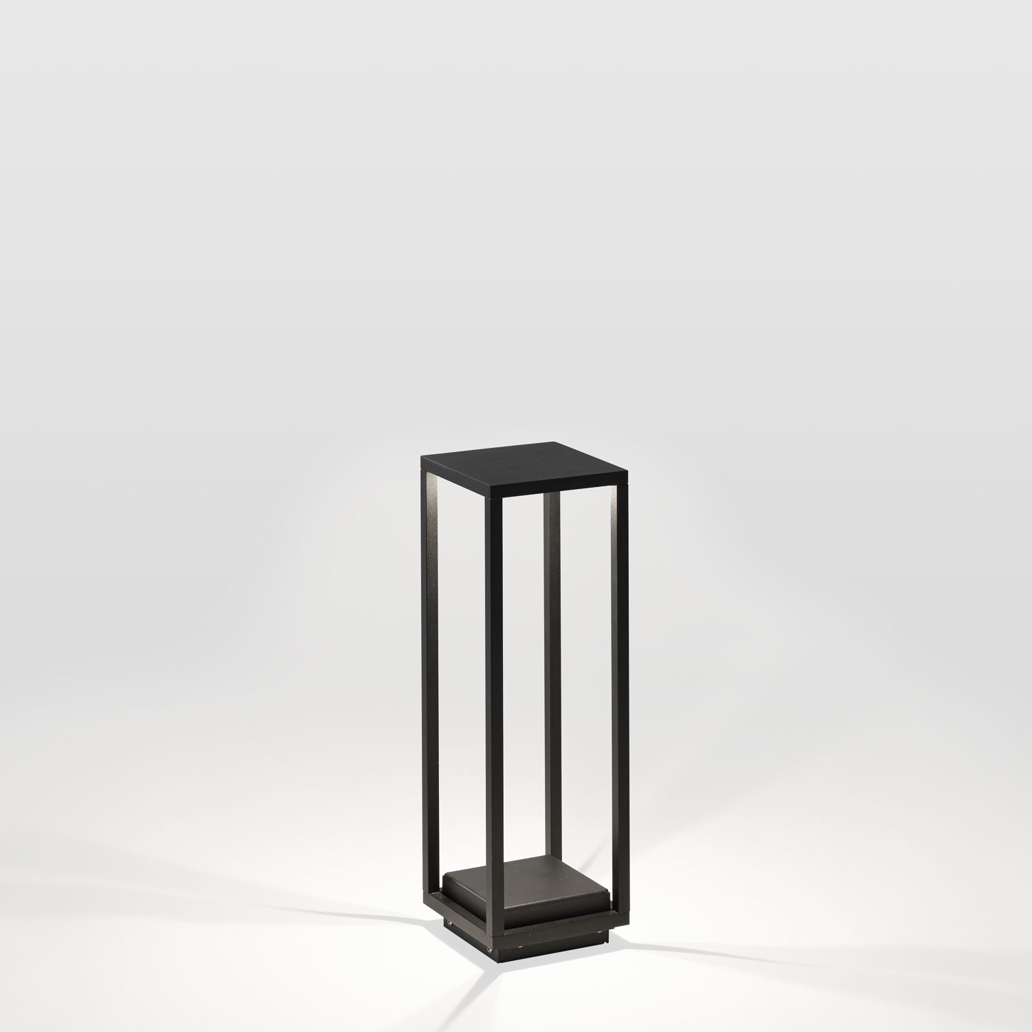 Delta Light 232 659 83 B MONTUR L P 45 LED, черный, 110-240V 50-60Hz, CRI 80, Теплый белый (+3000K), 771 lm 15 W 50 lm W, напольный светильник, Delta Light, Бельгия