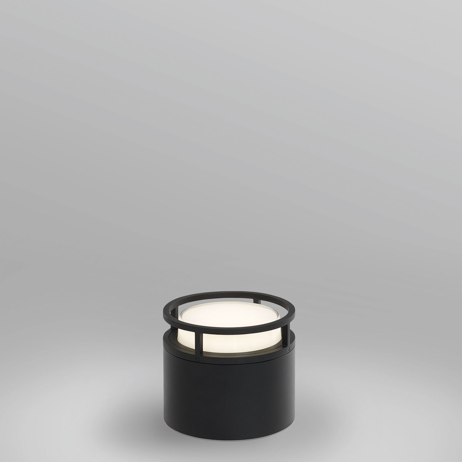 Delta Light 232 722 83 B MONTUR R P 20 LED, черный, 100-240V 50-60Hz, CRI 80, Теплый белый (+3000K), 338 lm 8 W 47 lm W, напольный светильник, Delta Light, Бельгия