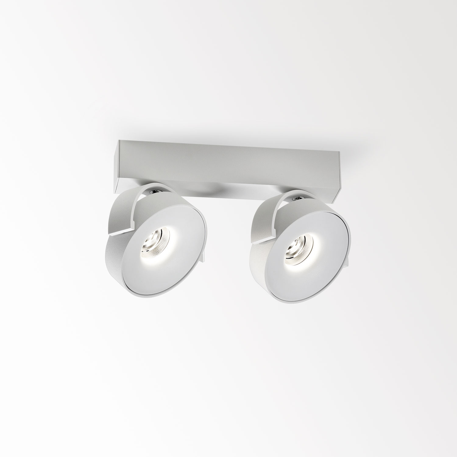 Delta Light 285 52 812 922 W RAND 2 92733, белый, 220-240V 50-60Hz, CRI 90, Галогенные Белый (+2700K), 1210 lm 16 W 74 lm W, настенно-потолочный накладной светильник, Delta Light, Бельгия Delta Light 285 52 812 922 W RAND 2 92733, белый, 220-240V 50-60Hz, CRI 90, Галогенные Белый (+2700K), 1210 lm 16 W 74 lm W, настенно-потолочный накладной светильник, Delta Light, Бельгия