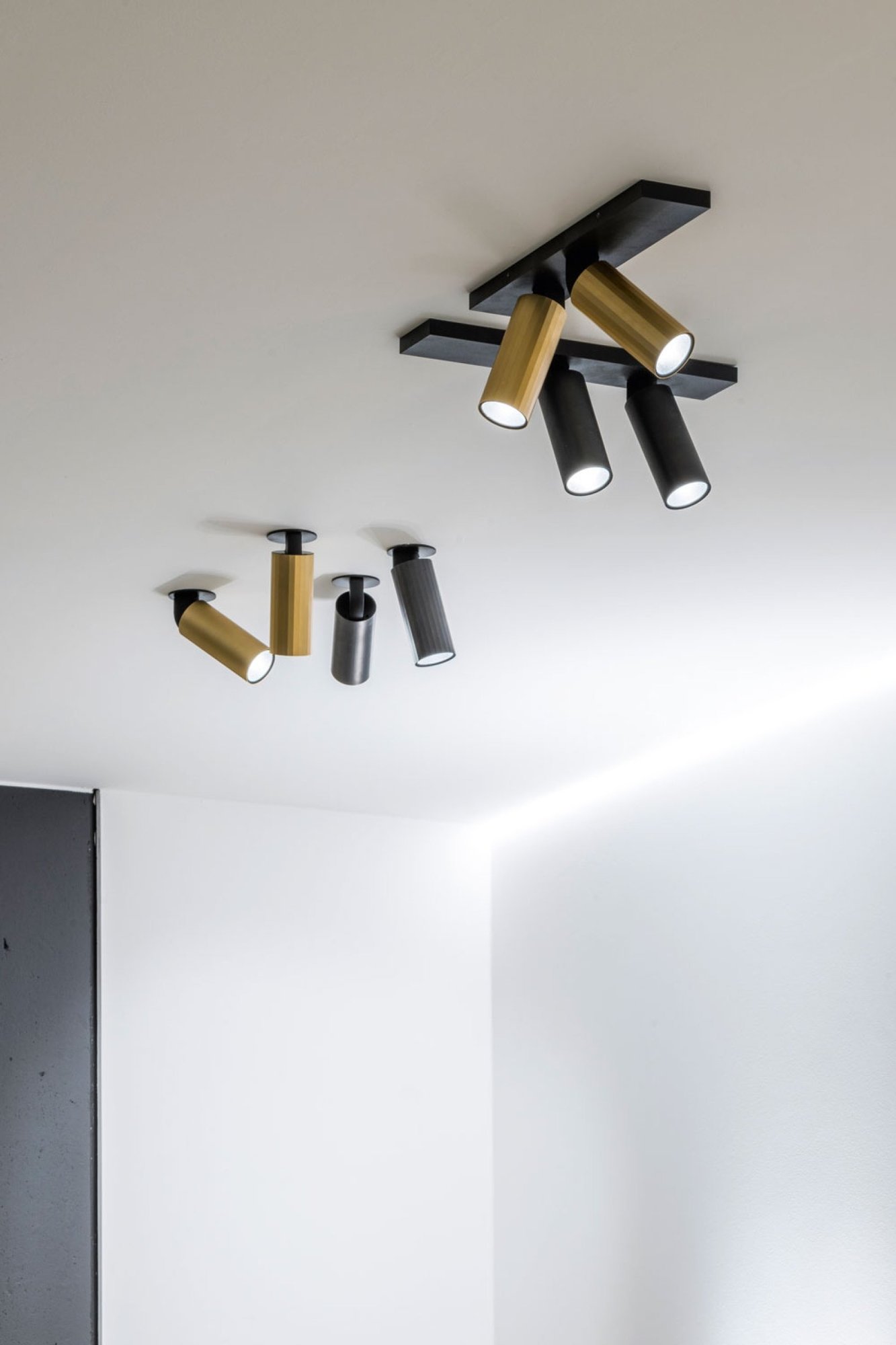 HEDRA CLIP 92708 B-B черный Delta Light накладной потолочный светильник 8
