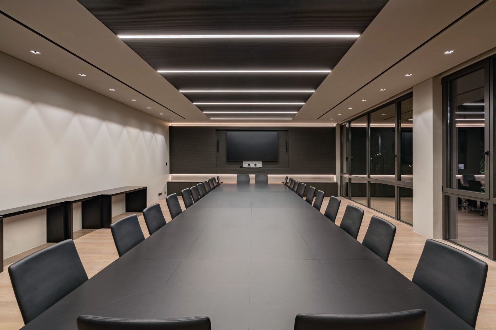 CARREE TRIMLESS OK LED встраиваемый в потолок светильник Delta Light 9
