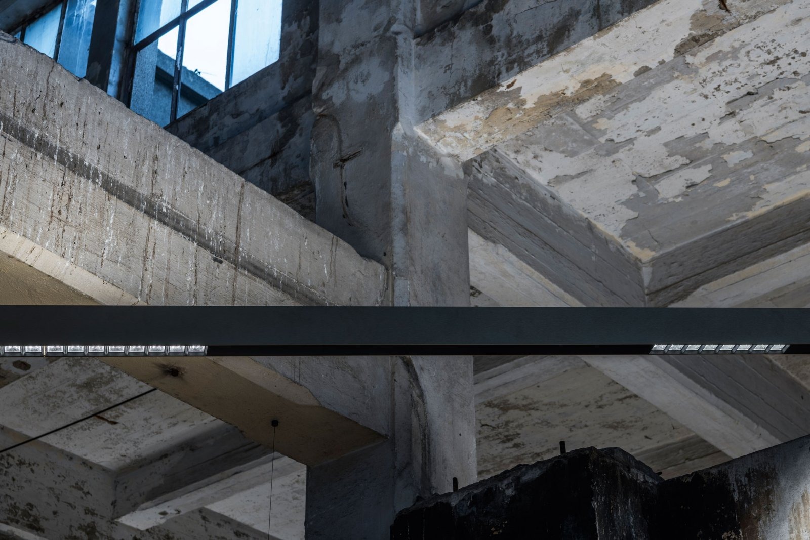 SUPERNOVA FLAT 65 DOWN-UP 930 B черный Delta Light подвесной светильник 9