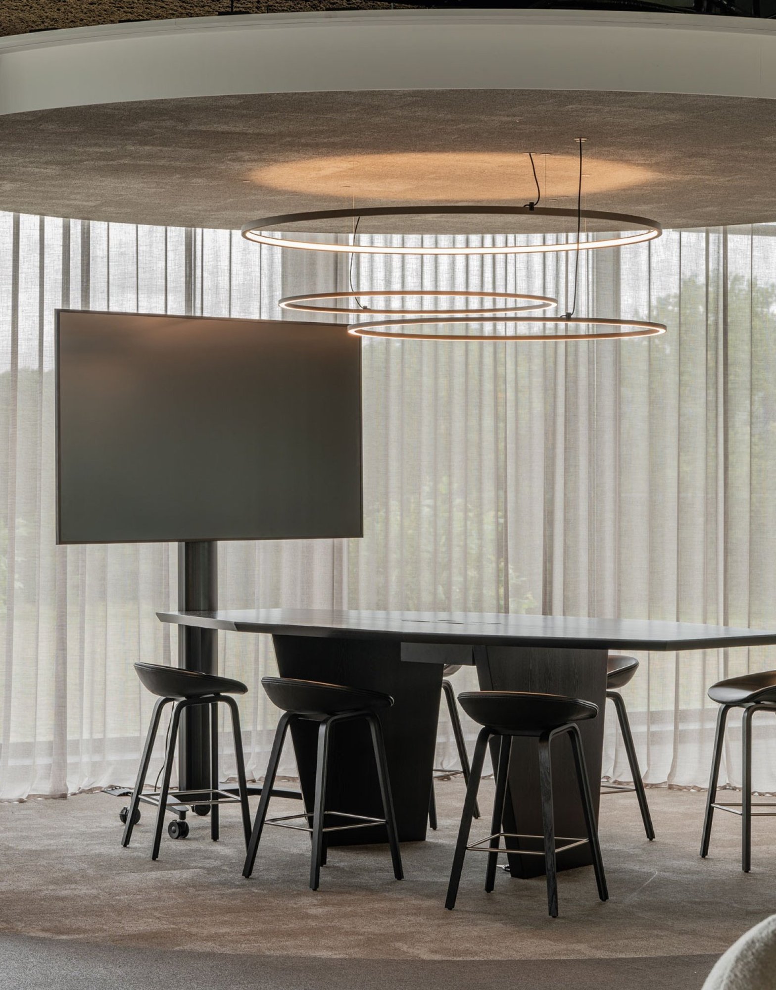 SUPERLOOP SLIM IN 170 SBL 930 FG фламандское золото Delta Light подвесной светильник 4