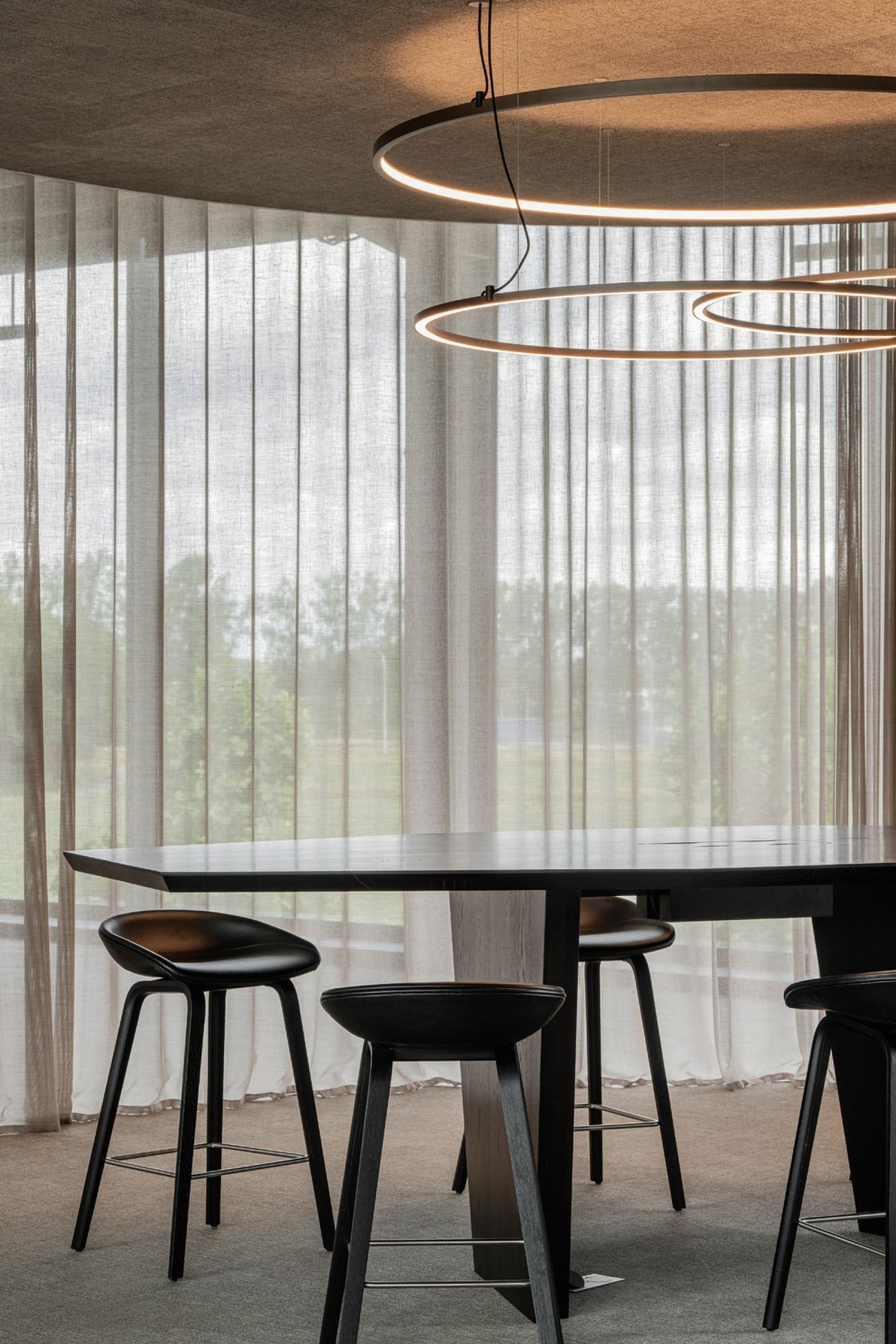 SUPERLOOP SLIM IN 170 SBL 930 FG фламандское золото Delta Light подвесной светильник 5