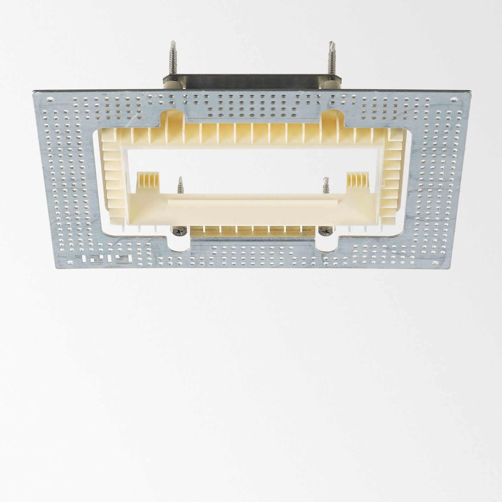 MOUNTING KIT 2 LARGE MINIGRID 67 Delta Light Встраиваемый потолочный светильник