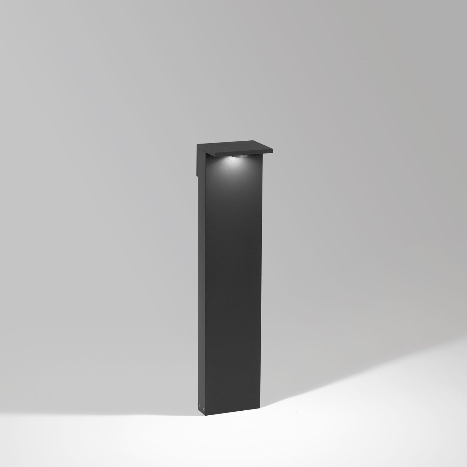 OBLIX 70 напольный светильник Delta Light