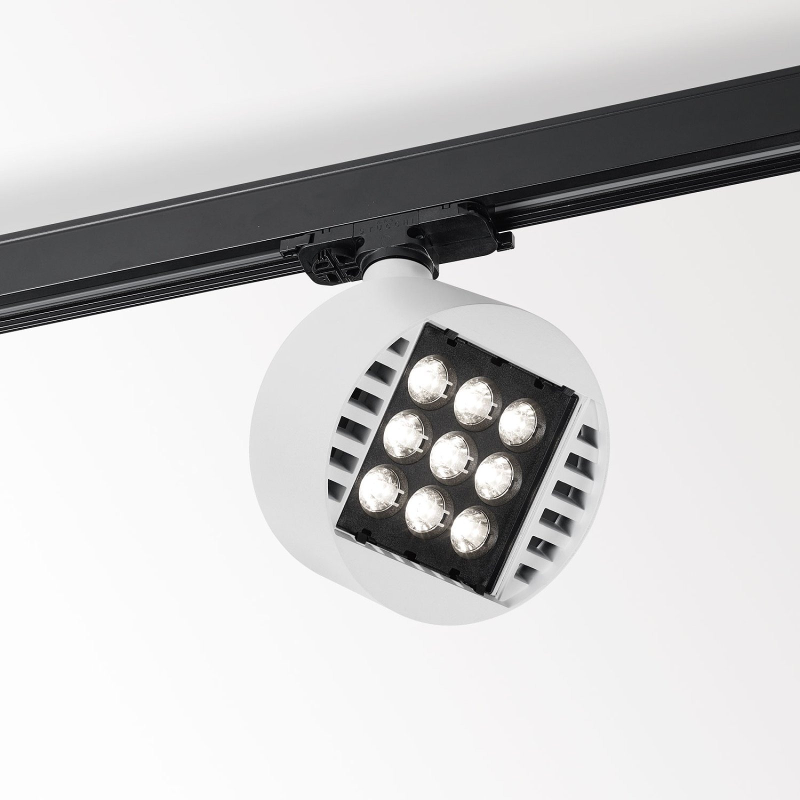 FRAGMA M 93014 ADM DIM1 W белый Delta Light трековый прожектор