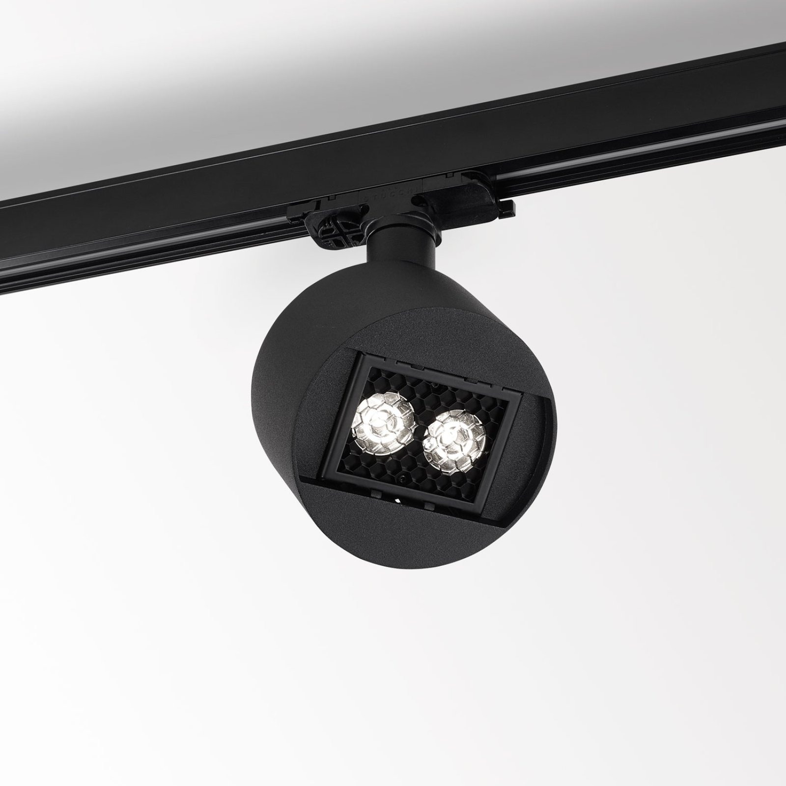FRAGMA S SUPERSPOT 9308 ADM B черный Delta Light трековый прожектор 4