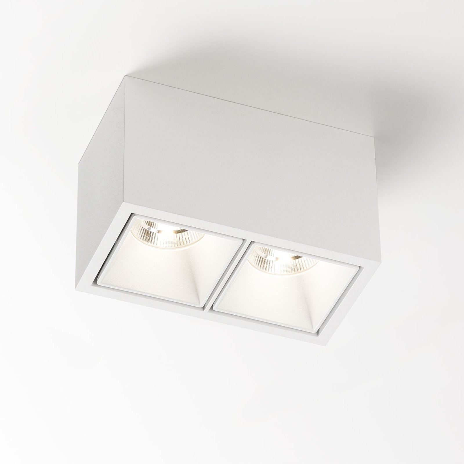Светильник BOXY Delta Light BOXY 2 L 92733 DIM8 W-W