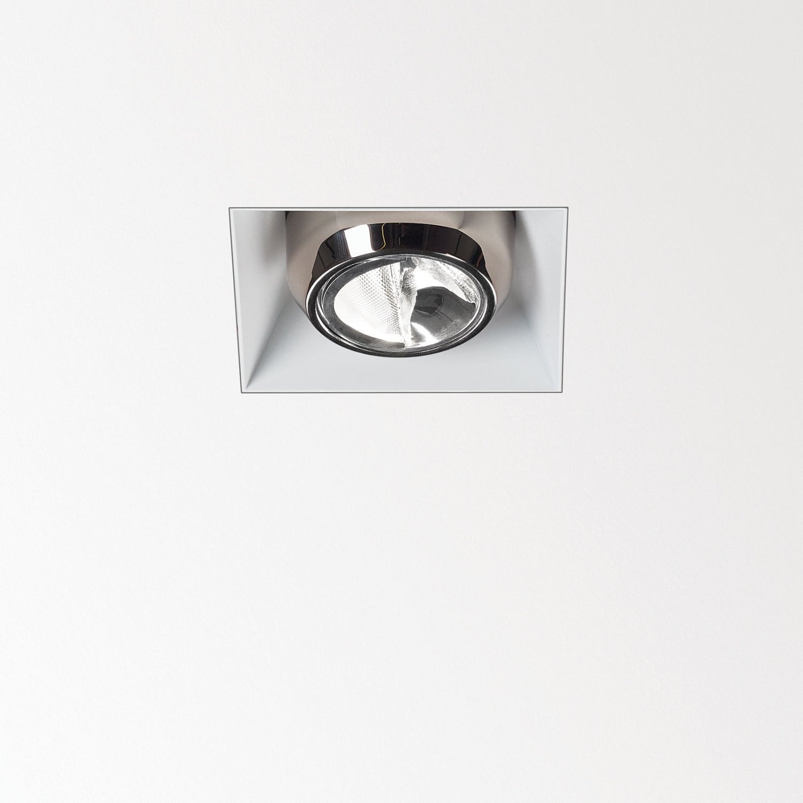ENTERO SQ-S TRIMLESS WALLWASH 927 W белый Delta Light Встраиваемый поворотный потолочный светильник