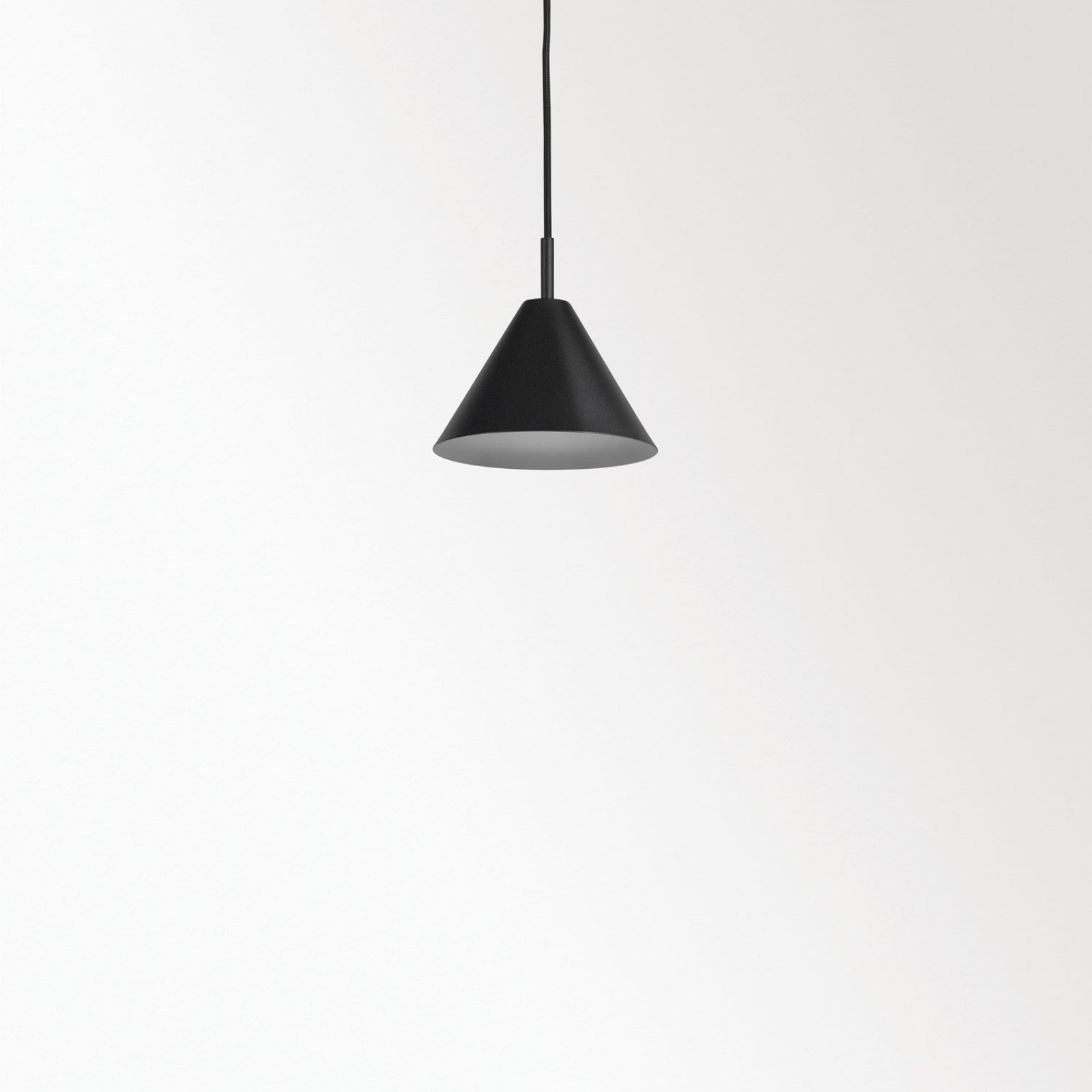 TOUPE SHADE S B черный Delta Light ICP 3