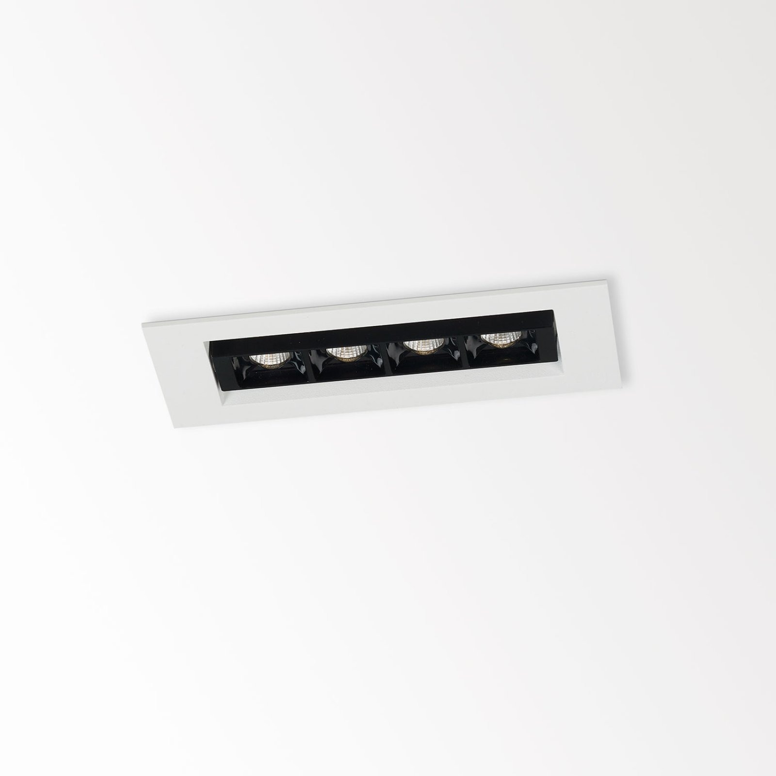 Встраиваемый потолочный светильник DOT.COM M4 ST OK Delta Light 424 222 04 XXX 10