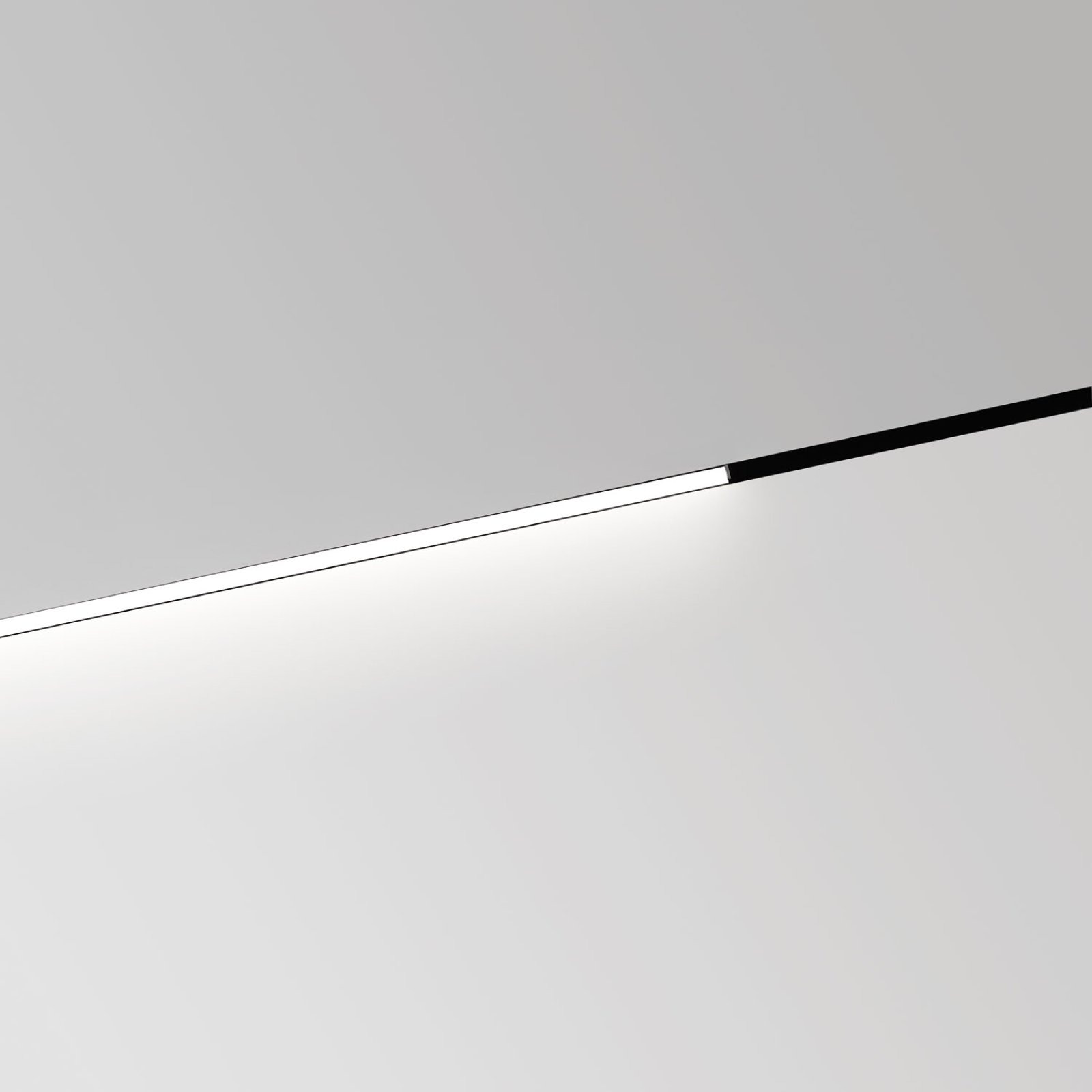 TGL-TRW - PROFILE B черный Delta Light ILP 3